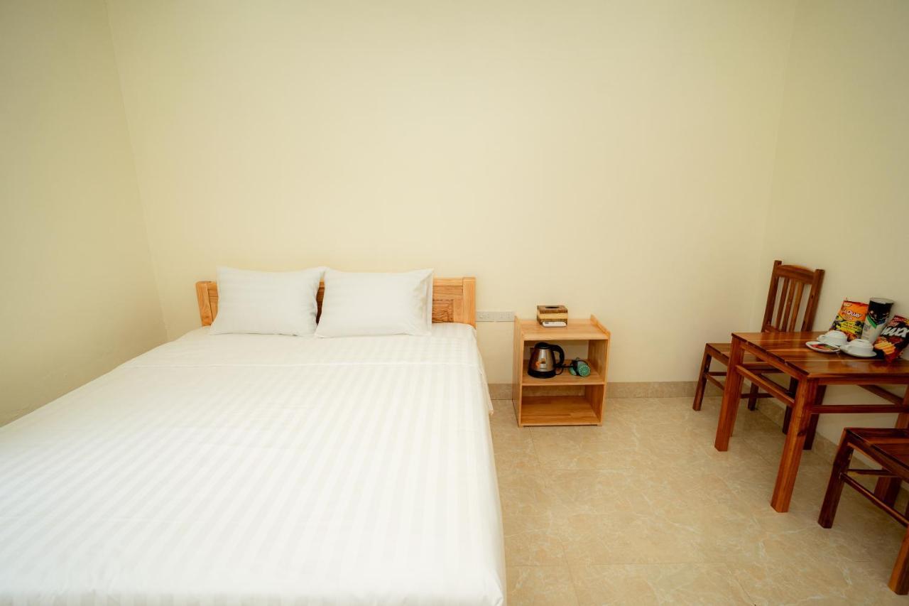 Trang An Freedom Hood Hostel Нин Бин Екстериор снимка