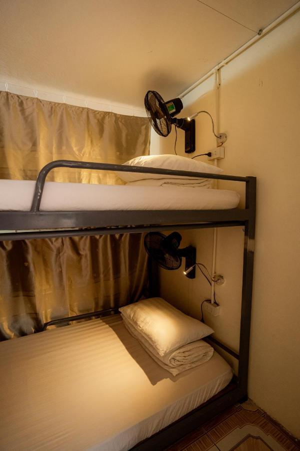 Trang An Freedom Hood Hostel Нин Бин Екстериор снимка
