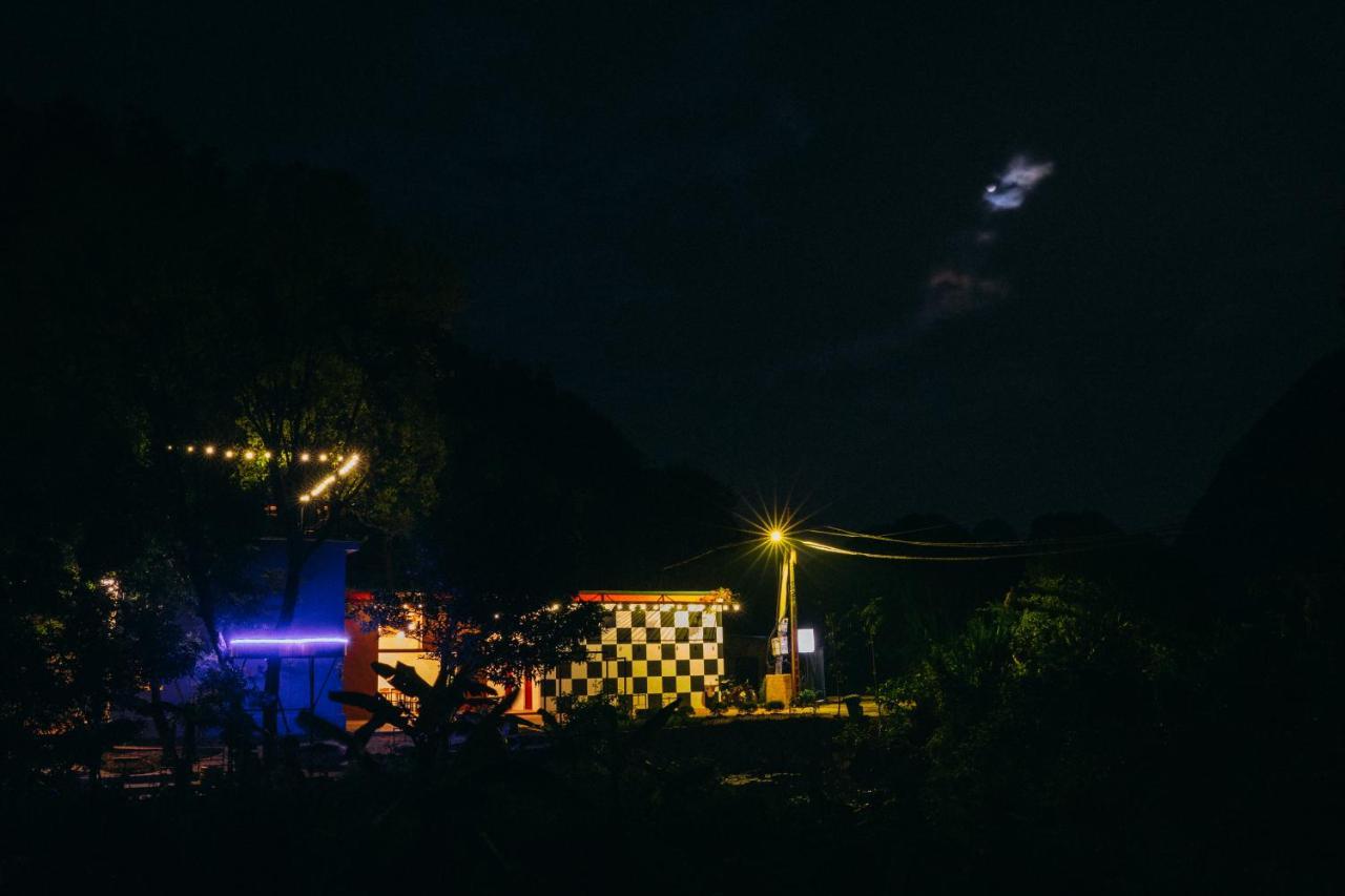 Trang An Freedom Hood Hostel Нин Бин Екстериор снимка